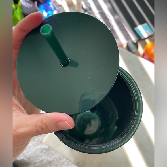 NWT - Starbucks 24 oz Holiday Sparkly Green Reusable Cold Cup w/ Straw - Picture 7 of 7